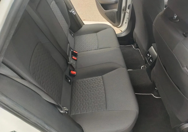 Toyota Corolla cena 91500 przebieg: 32600, rok produkcji 2020 z Tłuszcz małe 436